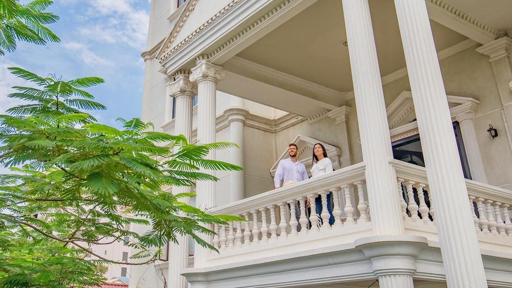 White Mansion 白色公馆 Hotel Phnom Pen Exterior foto